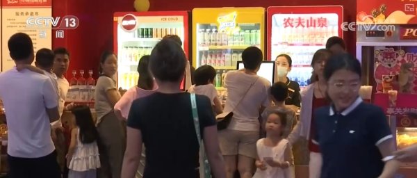 e路配资 票房飘红、衍生品“破圈”&#32;IP全产业链开发拉动“电影+”经济飙升